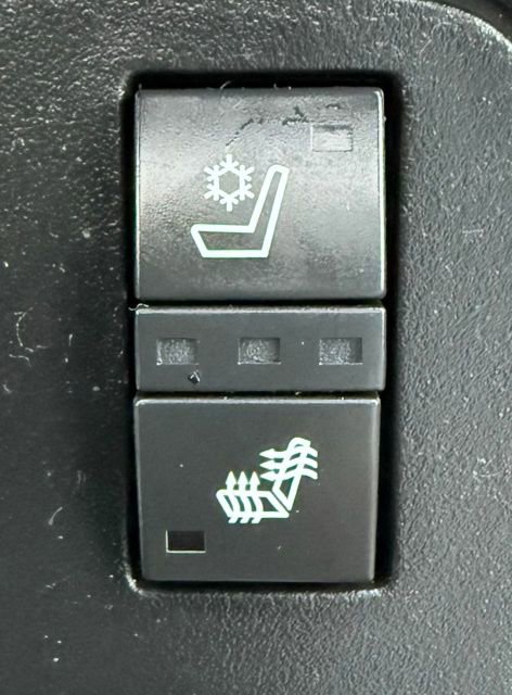 Used 2015 Buick Enclave Premium image 18