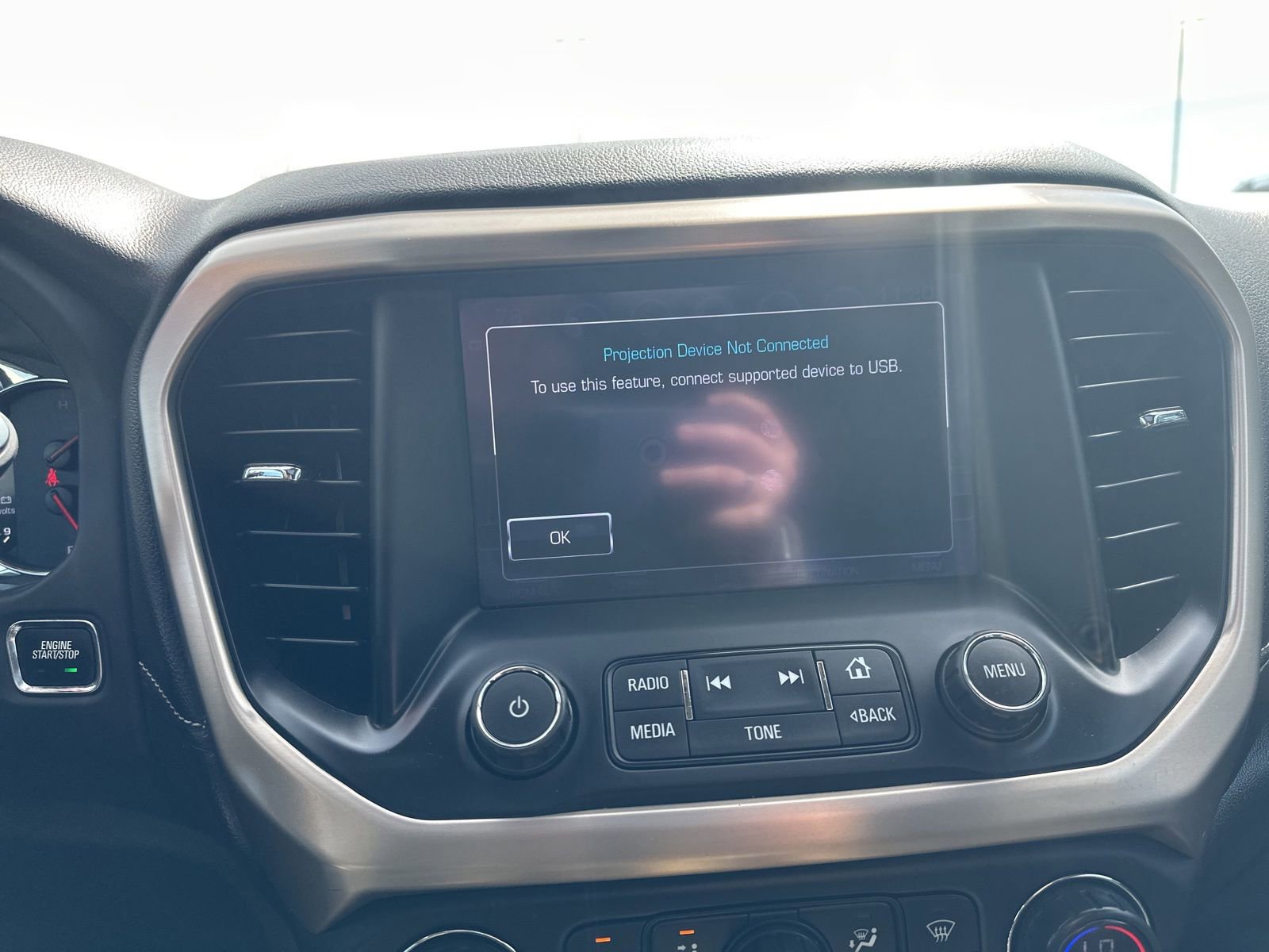Used 2018 GMC Acadia Denali AWD/4WD image 56