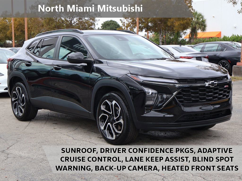 Used 2024 Chevrolet Trax RS w/ Sunroof Package image 1