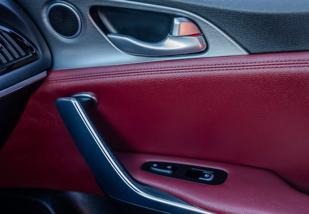 Used 2019 Kia Stinger GT image 24