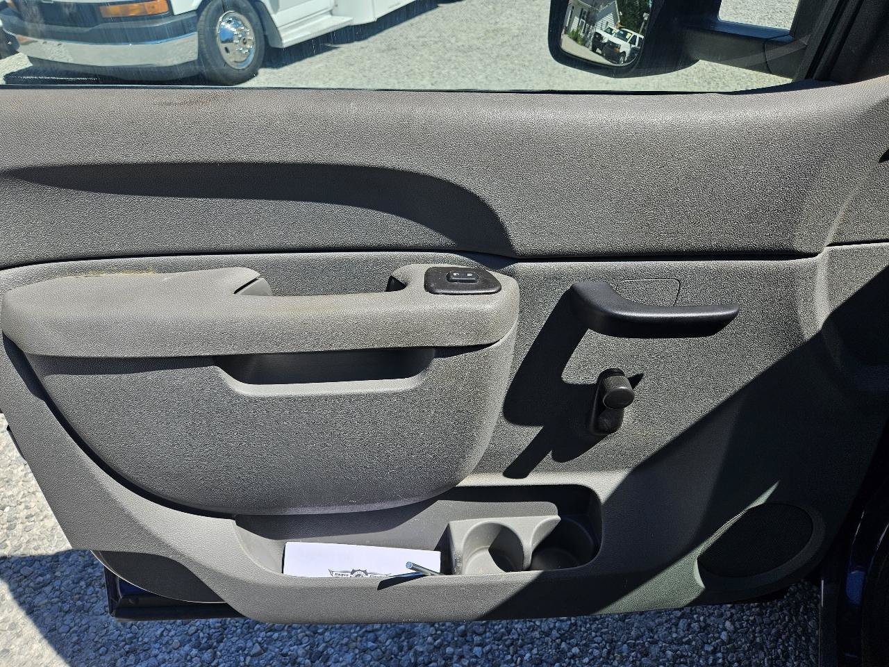 Used 2014 Chevrolet Silverado 3500 W/T w/ Skid Plate Package AWD/4WD image 32