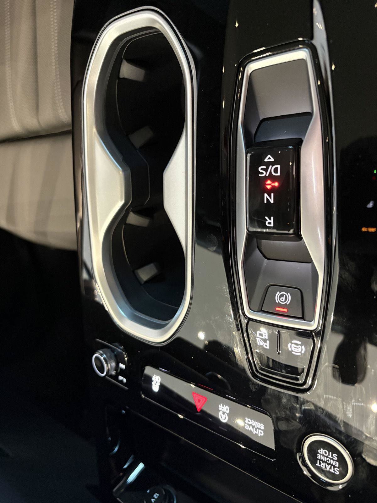 New 2026 Audi A6 Premium Plus AWD/4WD image 18