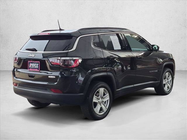 Used 2022 Jeep Compass Latitude w/ Convenience Group AWD/4WD image 5