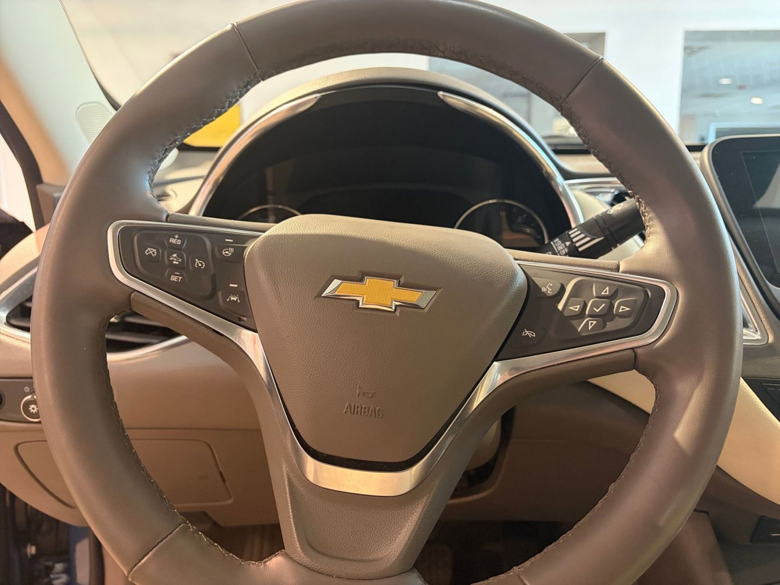 Used 2024 Chevrolet Malibu LT image 28