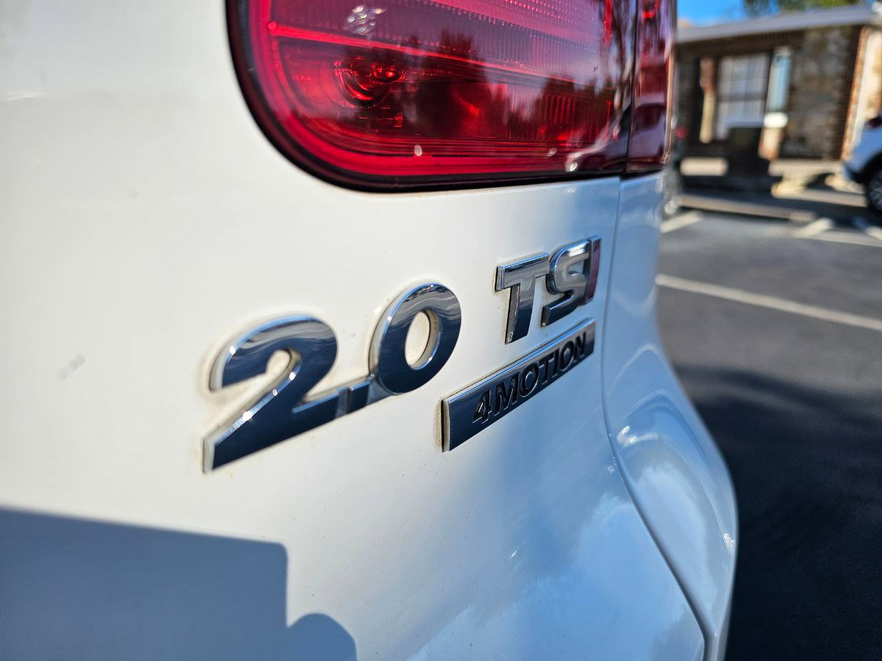 Used 2013 Volkswagen Tiguan SEL image 9