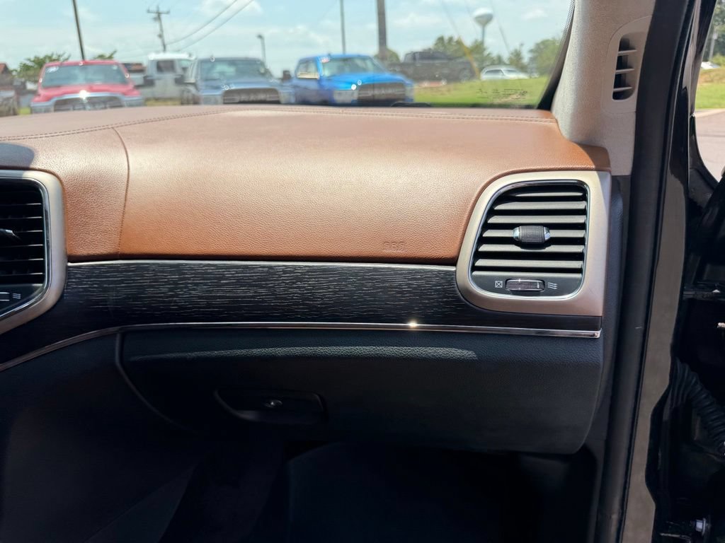 Used 2016 Jeep Grand Cherokee Summit AWD/4WD image 34
