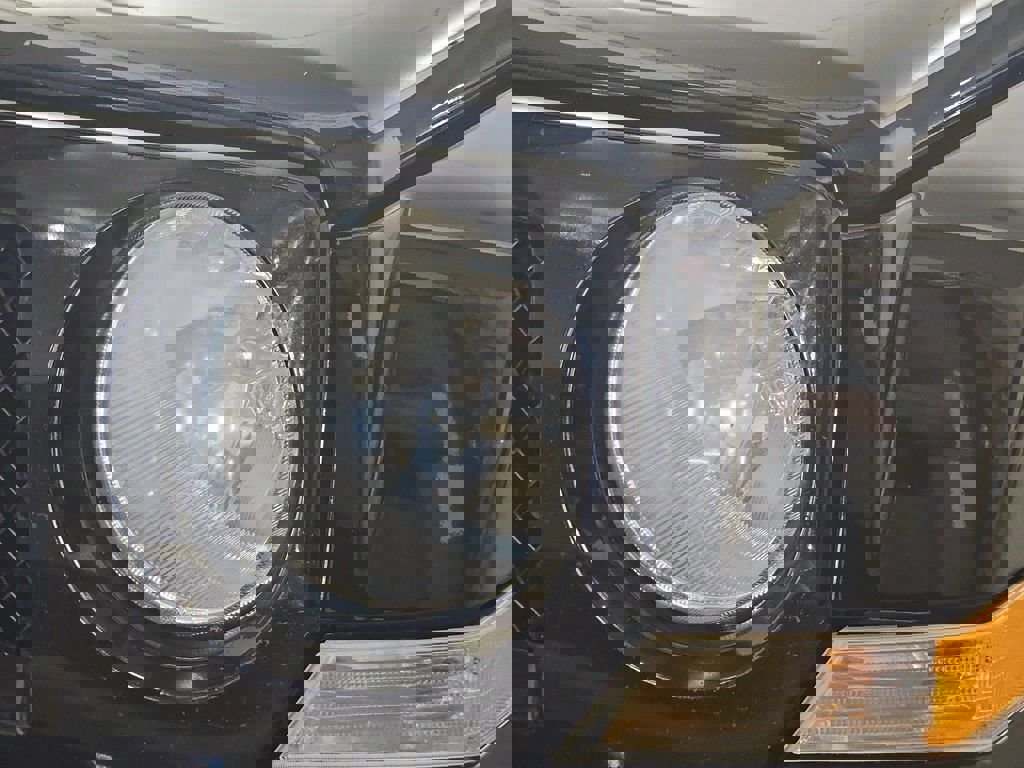 Used 2014 Jeep Patriot Latitude AWD/4WD image 31