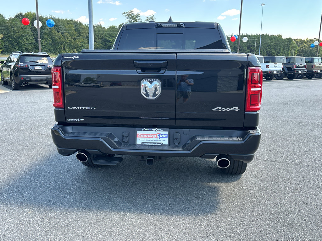 Used 2025 RAM 1500 Limited AWD/4WD image 10