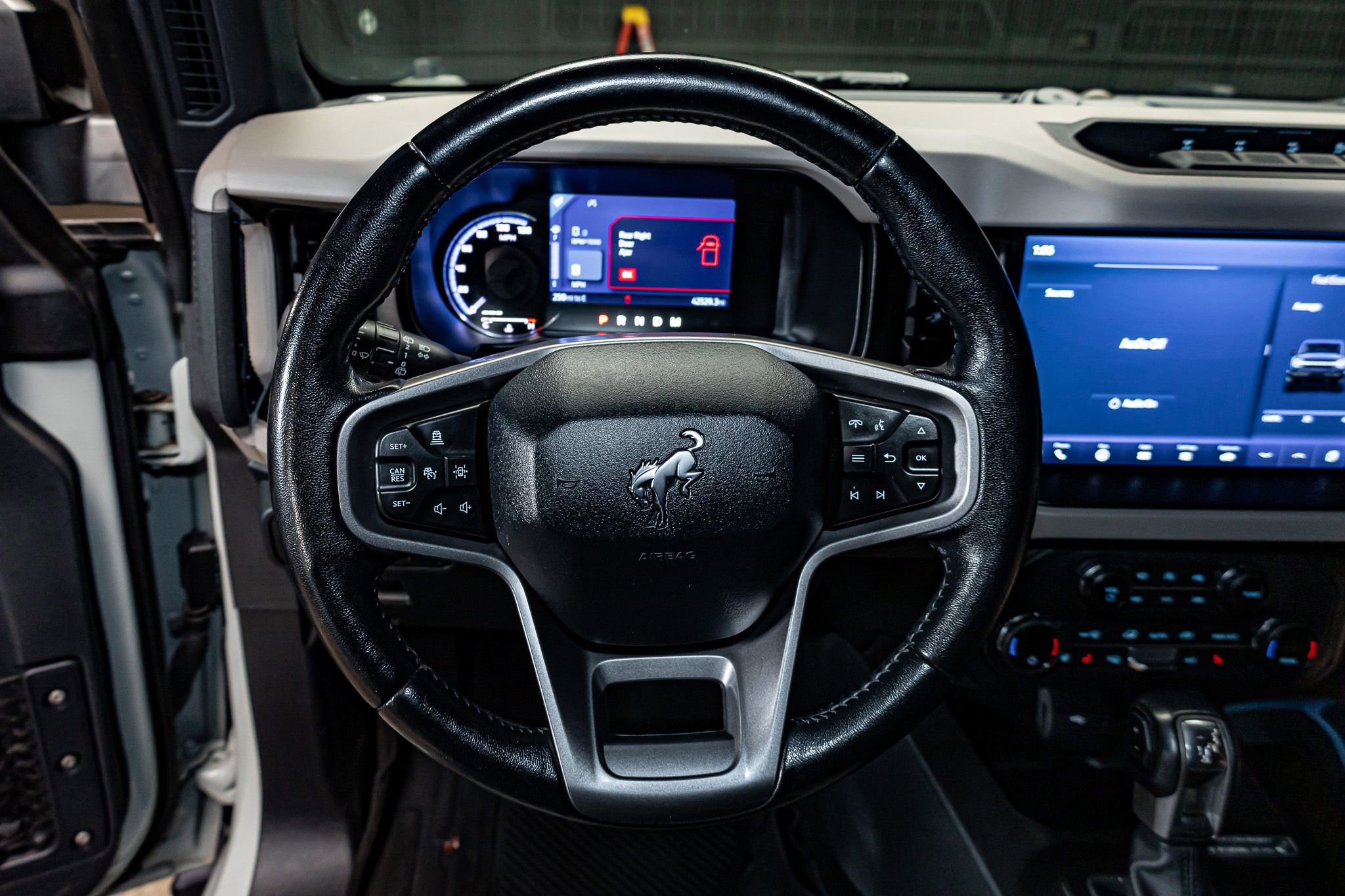 Used 2021 Ford Bronco Wildtrak image 18