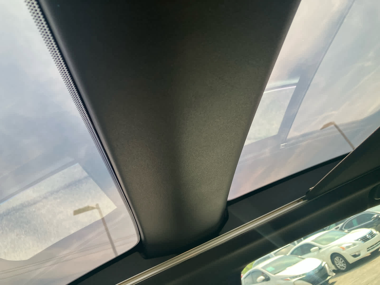 Used 2025 Toyota Crown Limited w/ Advanced Technology Package image 19