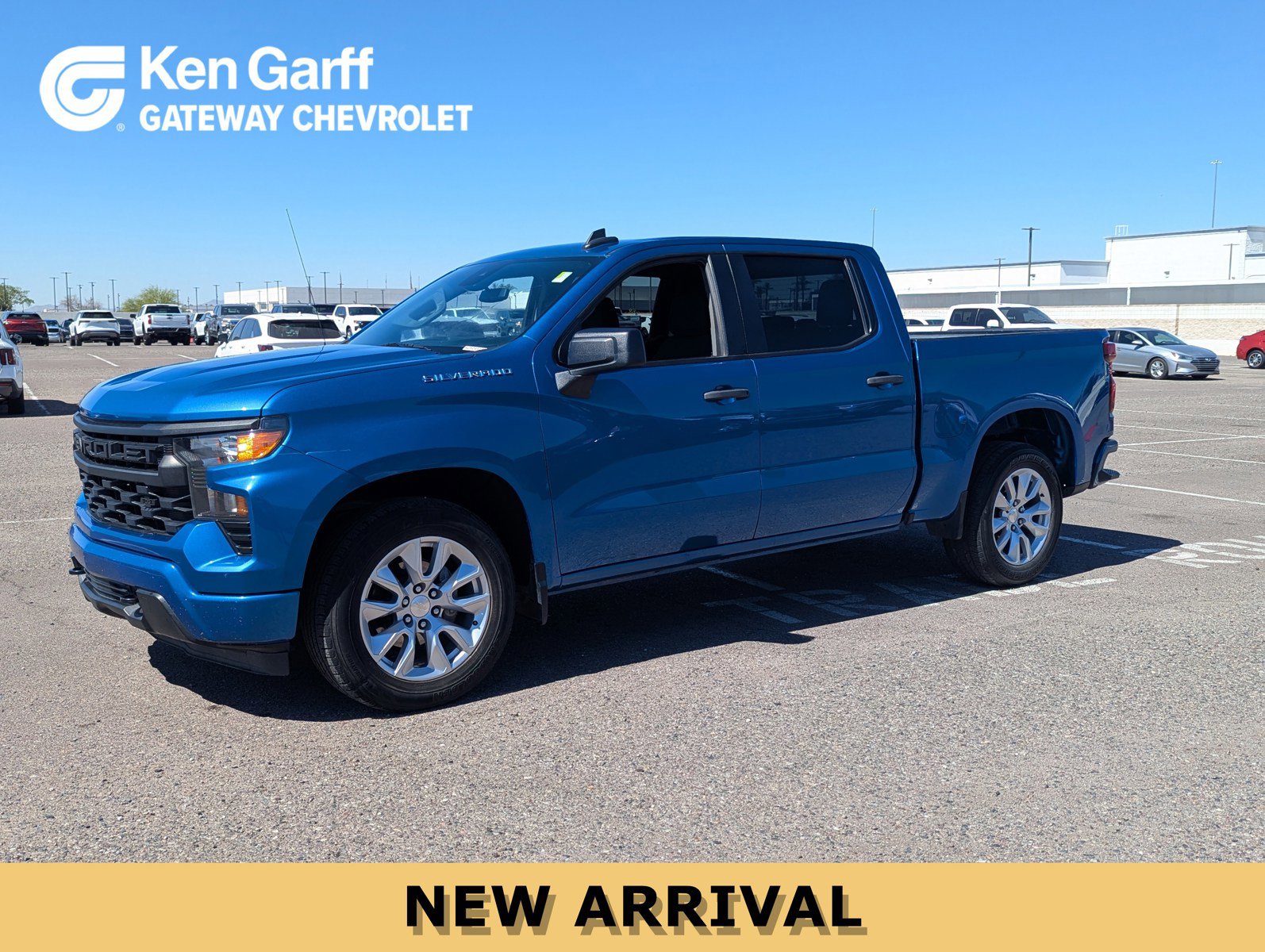 Used 2022 Chevrolet Silverado 1500 Custom image 1