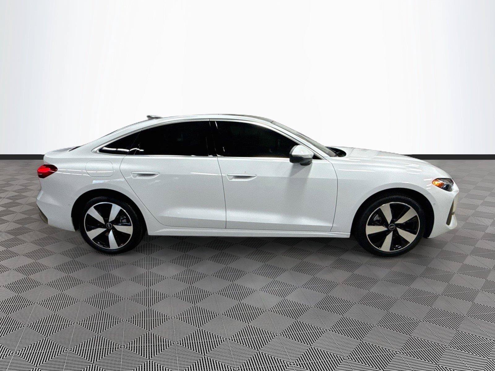 Used 2025 Audi A5 2.0T Premium Plus w/ Premium Plus AWD/4WD image 8
