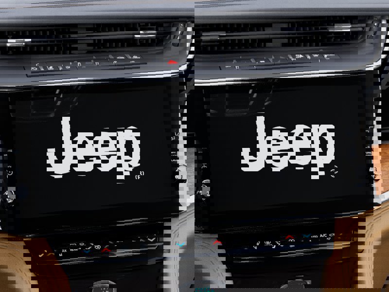 New 2026 Jeep Grand Cherokee Summit image 24