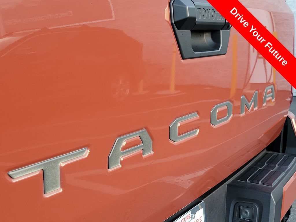 Used 2025 Toyota Tacoma TRD Sport AWD/4WD image 23