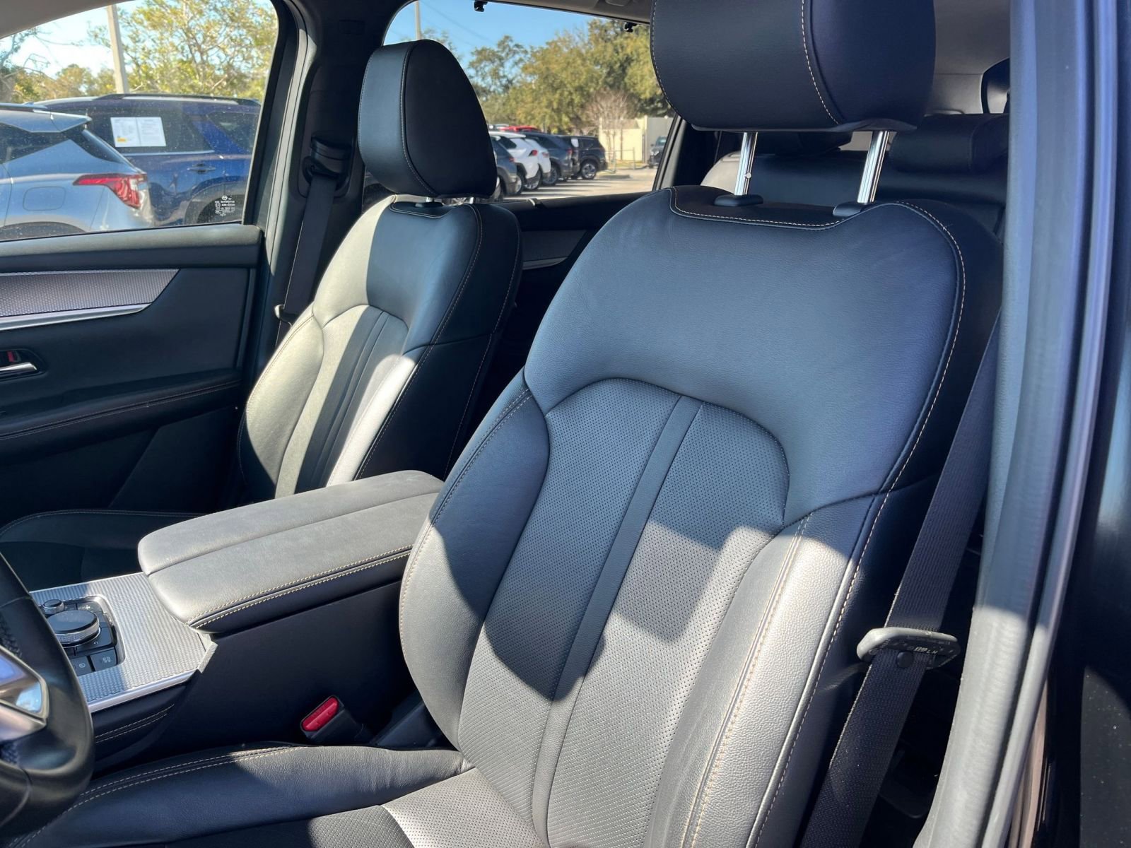 Used 2025 MAZDA CX-90 3.3 Turbo w/ Preferred Package AWD/4WD image 39