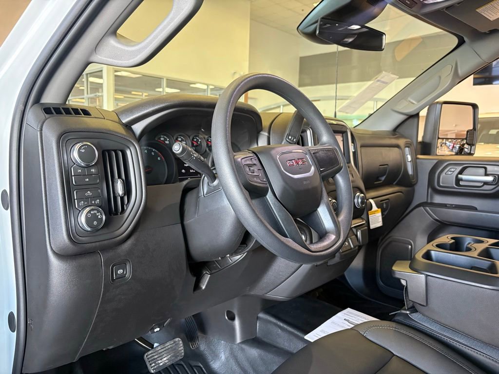 New 2026 GMC Sierra 2500 Pro w/ Convenience Package image 17