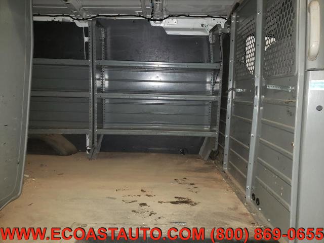 Used 2015 Ford Transit 250 130 Low Roof RWD image 9