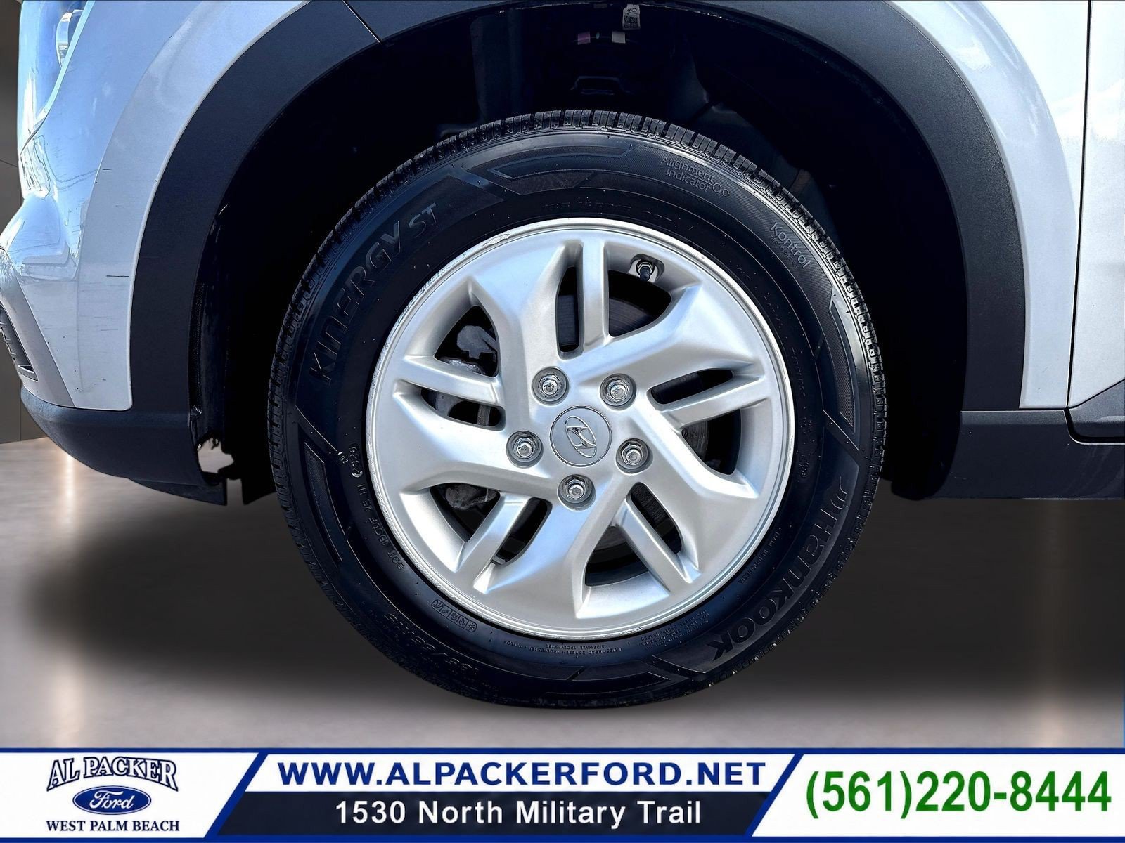 Used 2021 Hyundai Venue SE FWD image 34