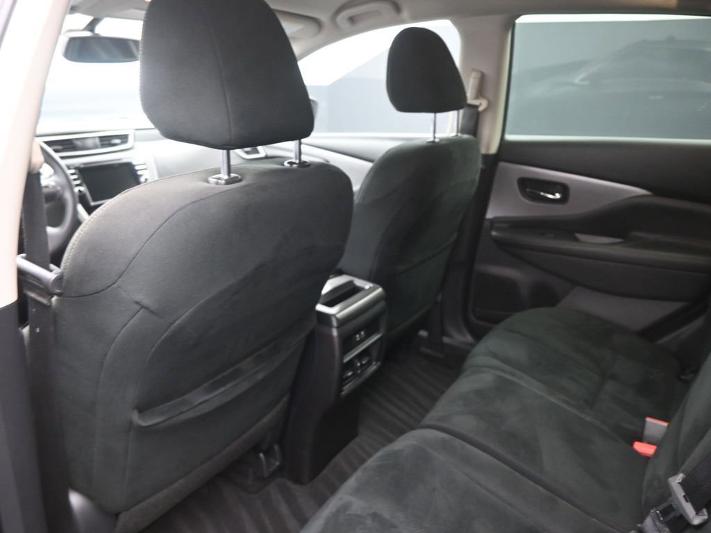 Used 2019 Nissan Murano SV image 23