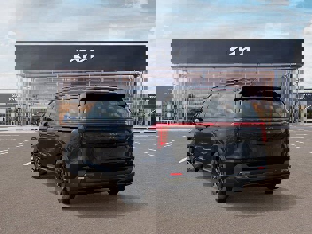 New 2025 Kia Carnival SX Prestige image 4