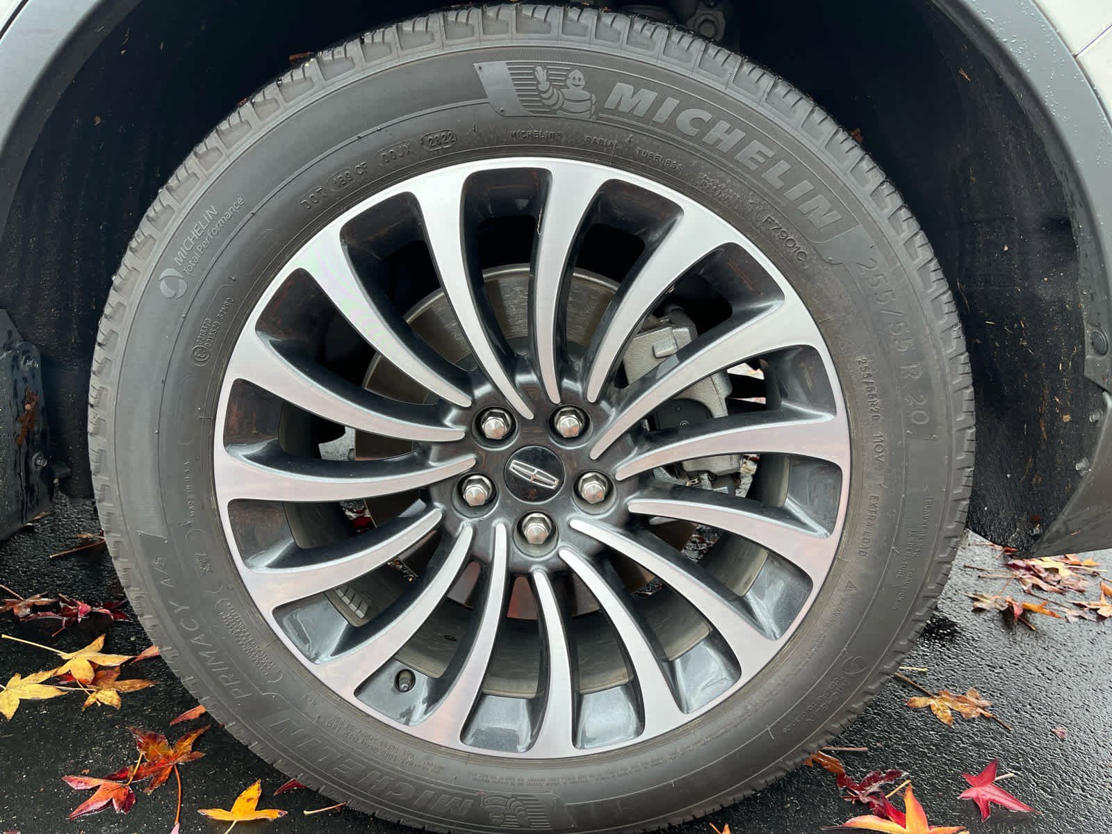 Used 2023 Lincoln Aviator Reserve w/ Elements Package Plus image 16