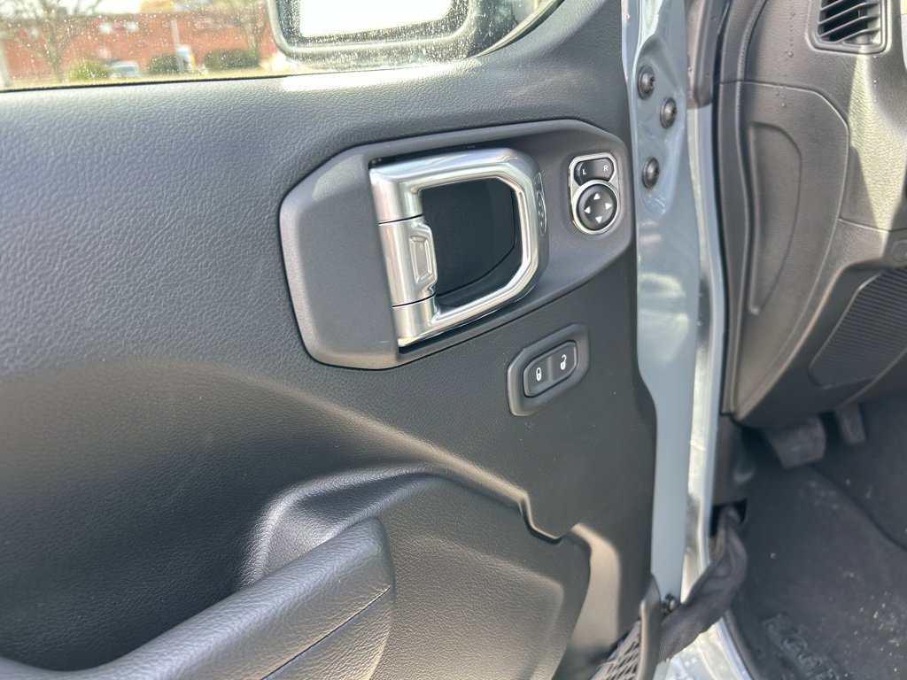 New 2026 Jeep Gladiator Sport image 11