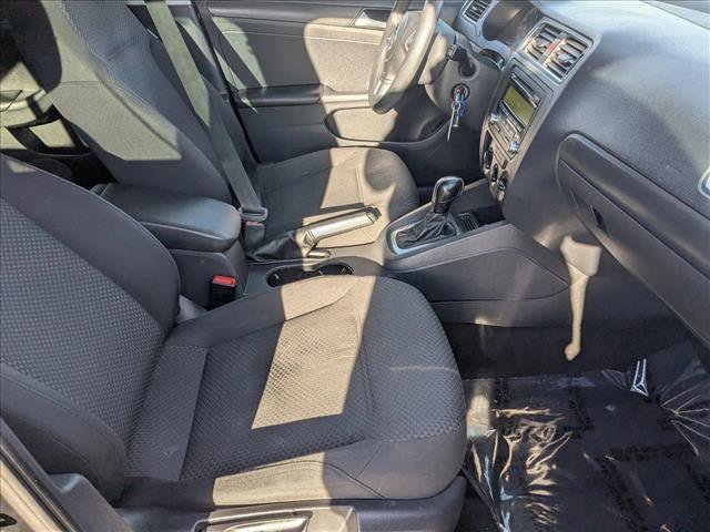 Used 2014 Volkswagen Jetta S image 19