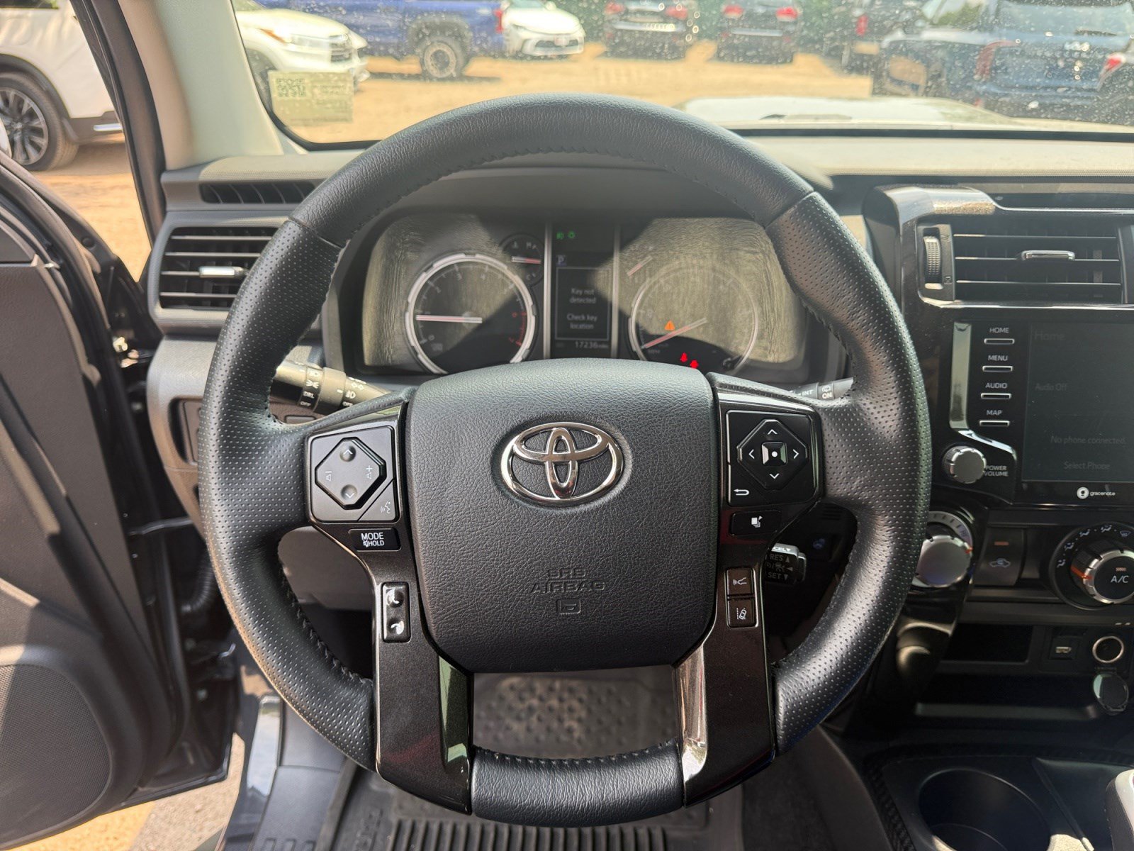 Used 2024 Toyota 4Runner TRD Off-Road Premium w/ Moonroof Package AWD/4WD image 9