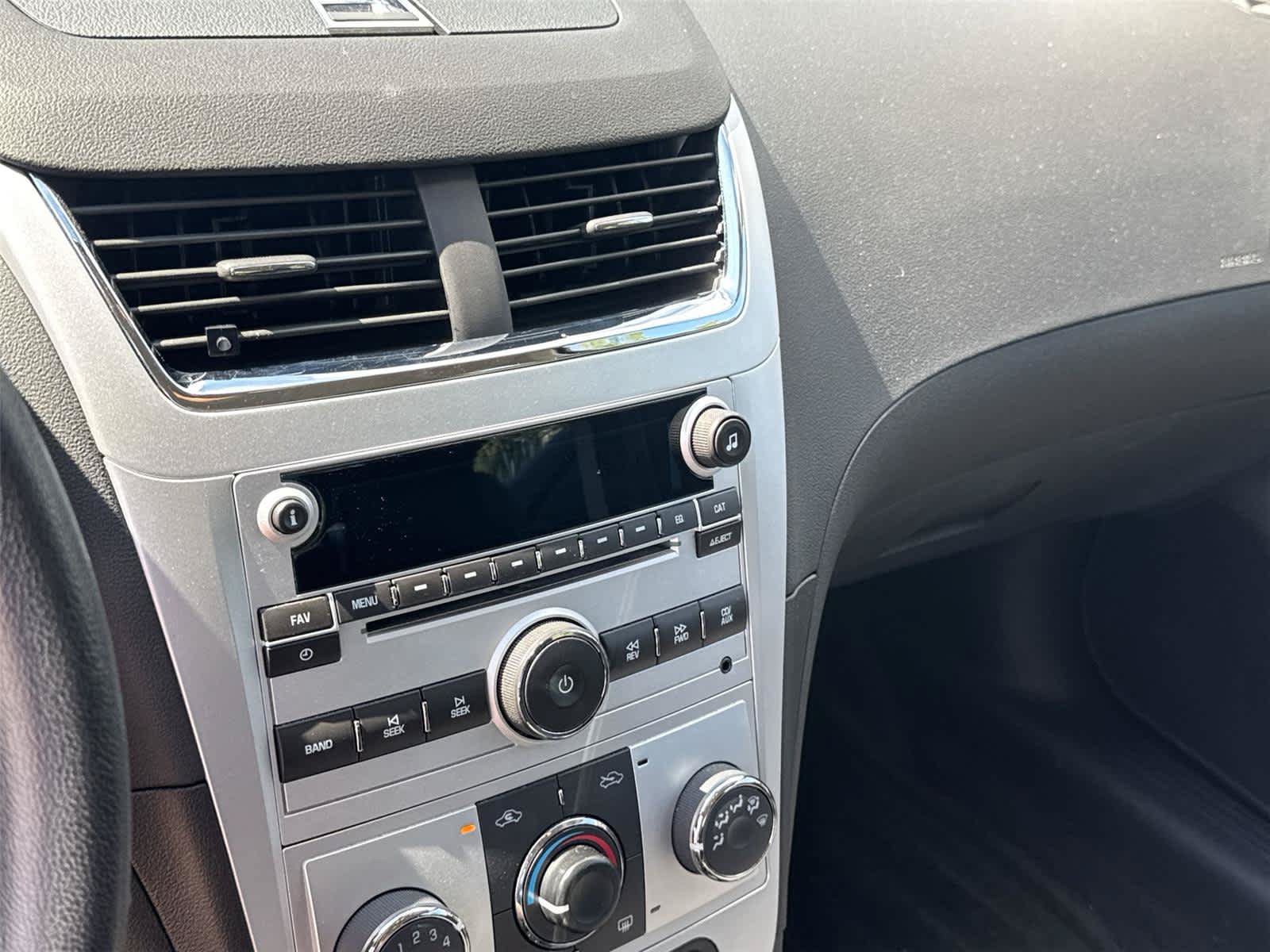 Used 2010 Chevrolet Malibu LT w/ Power Convenience Package FWD image 24