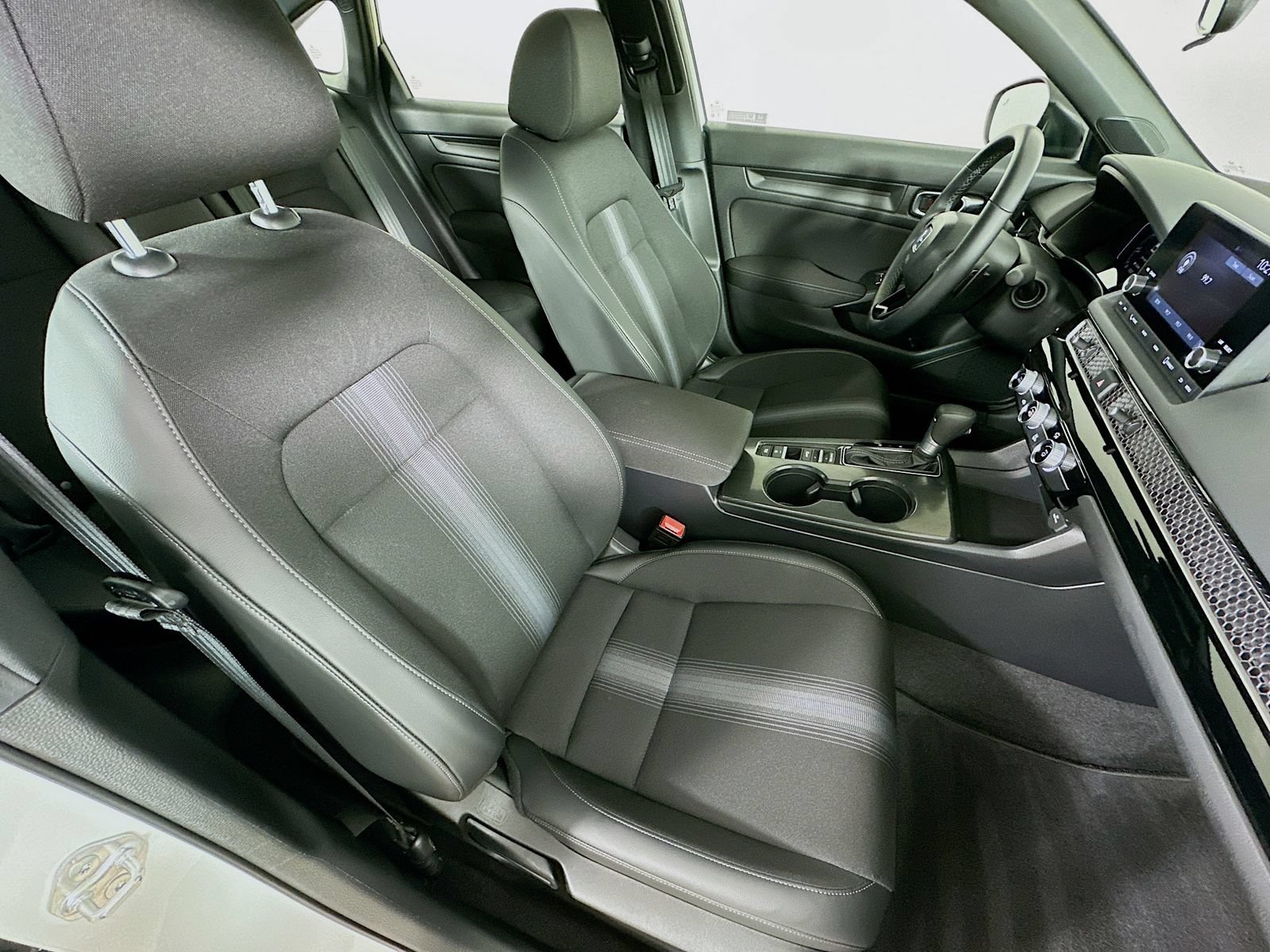 Used 2026 Honda Civic Sport image 40