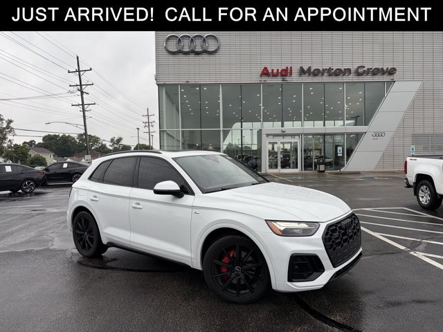 Used 2024 Audi Q5 e Premium Plus w/ Premium Plus Package