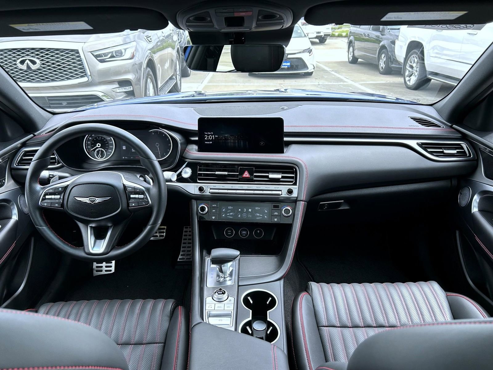 Certified 2025 Genesis G70 3.3T Advanced AWD/4WD image 12