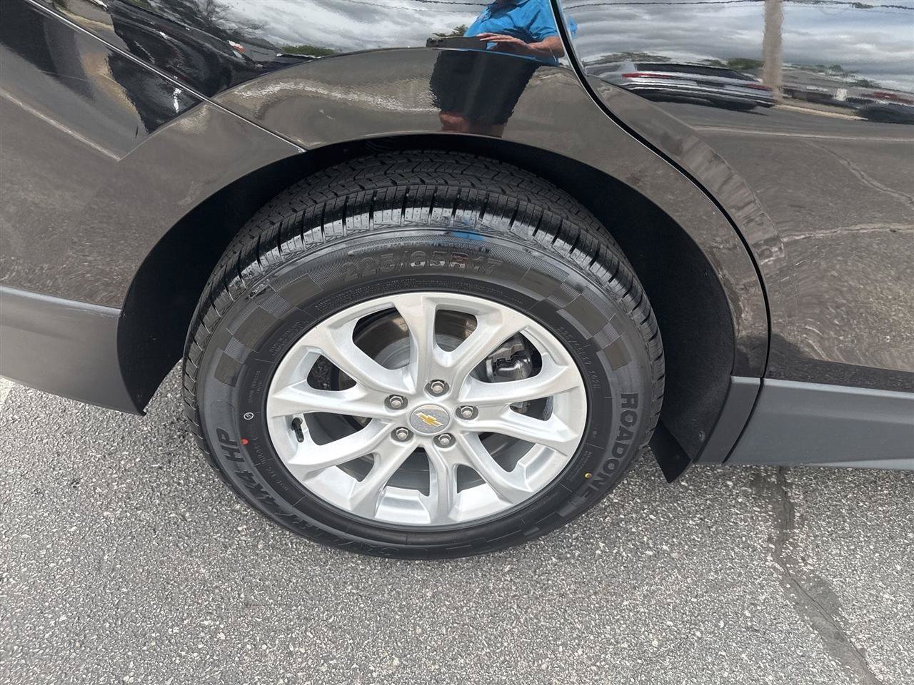 Used 2019 Chevrolet Equinox LT FWD image 14