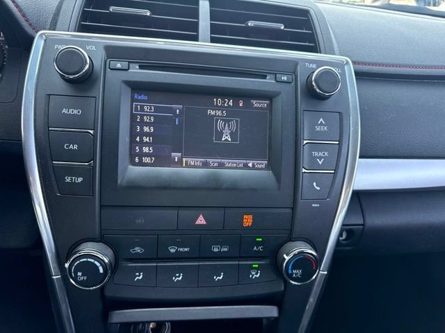Used 2017 Toyota Camry SE FWD image 19