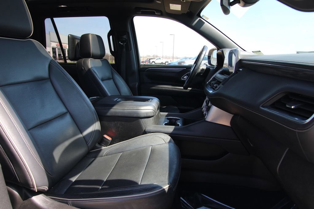 Used 2021 GMC Yukon SLT w/ SLT Luxury Plus Package image 8