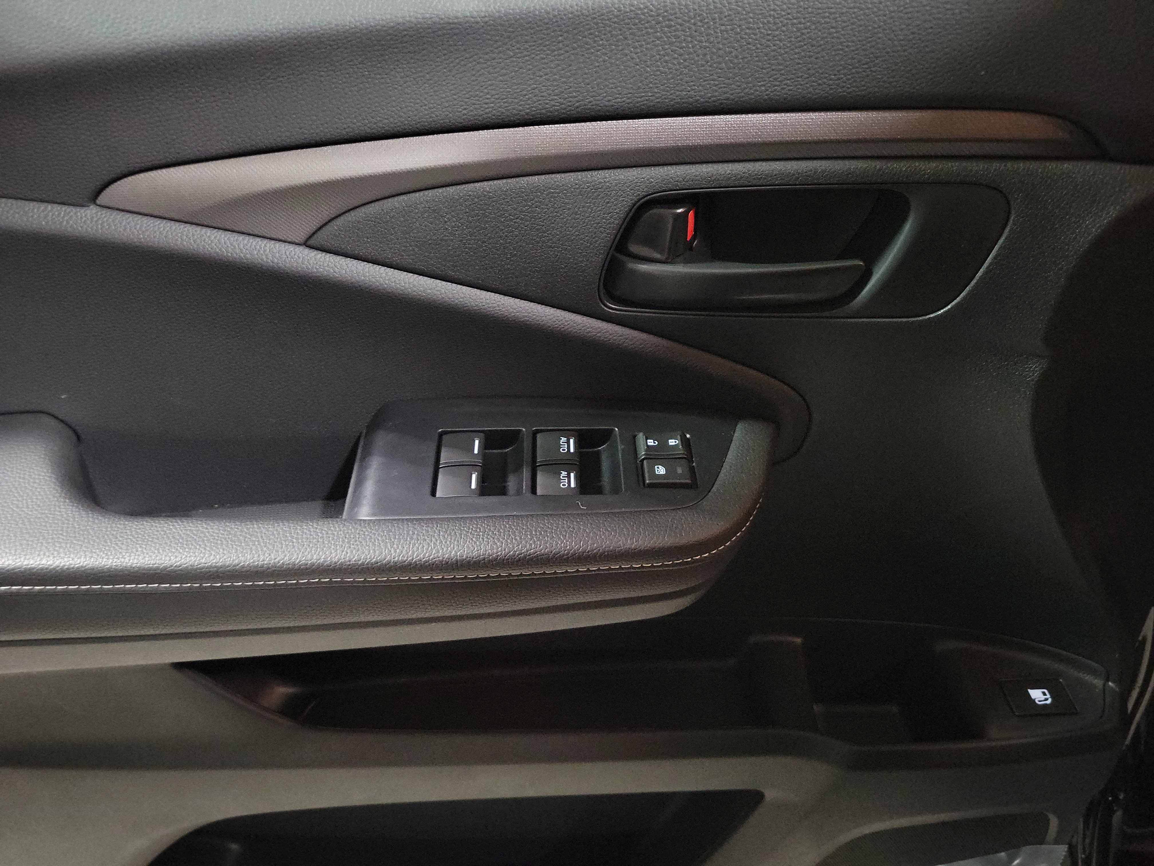 Certified 2025 Honda Ridgeline Sport image 20