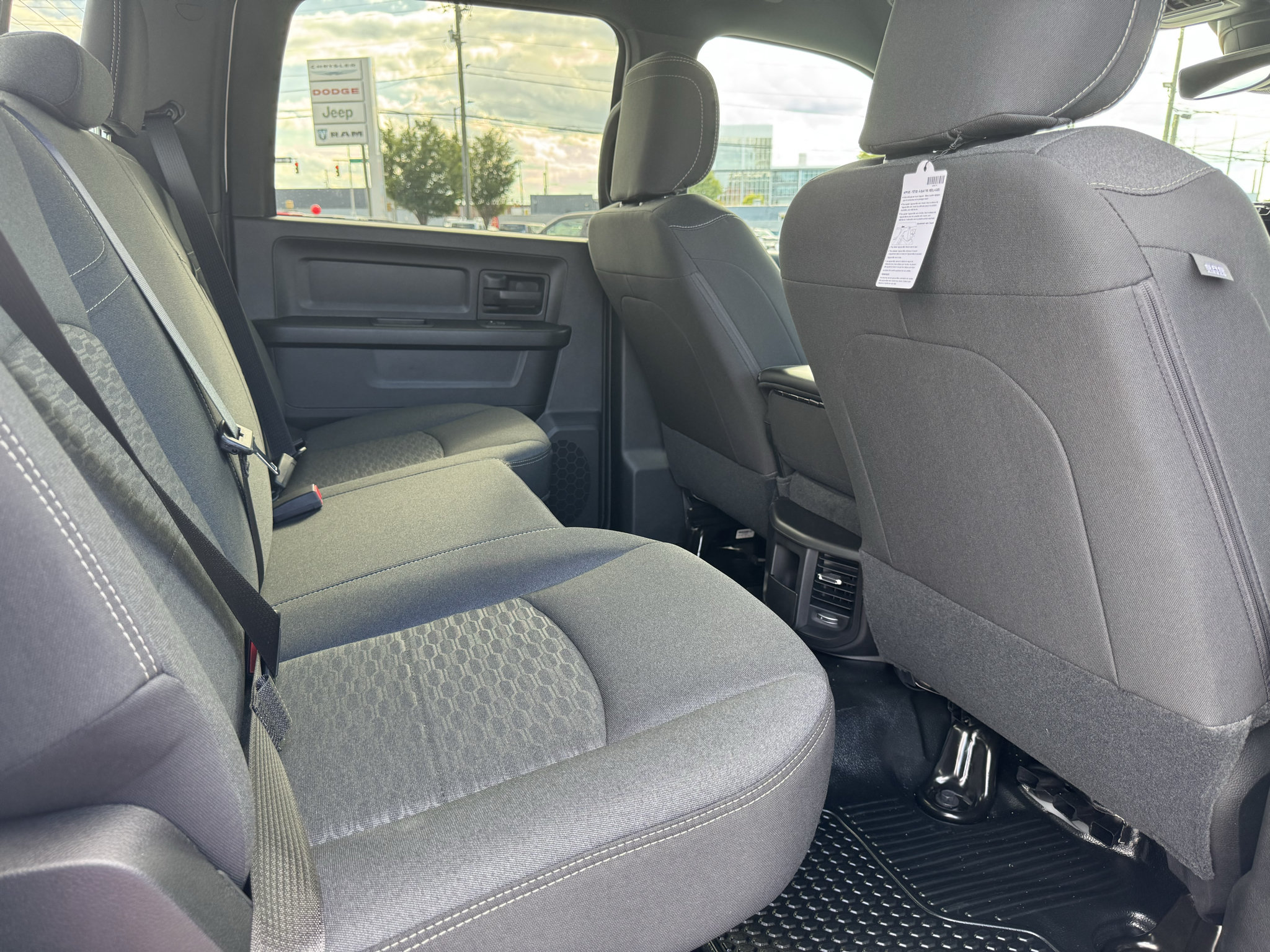 New 2027 RAM 3500 Tradesman AWD/4WD image 17