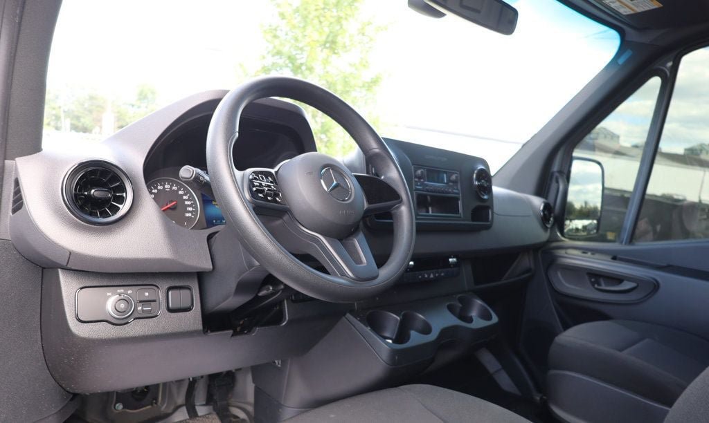 Used 2024 Mercedes-Benz Sprinter 3500 image 12