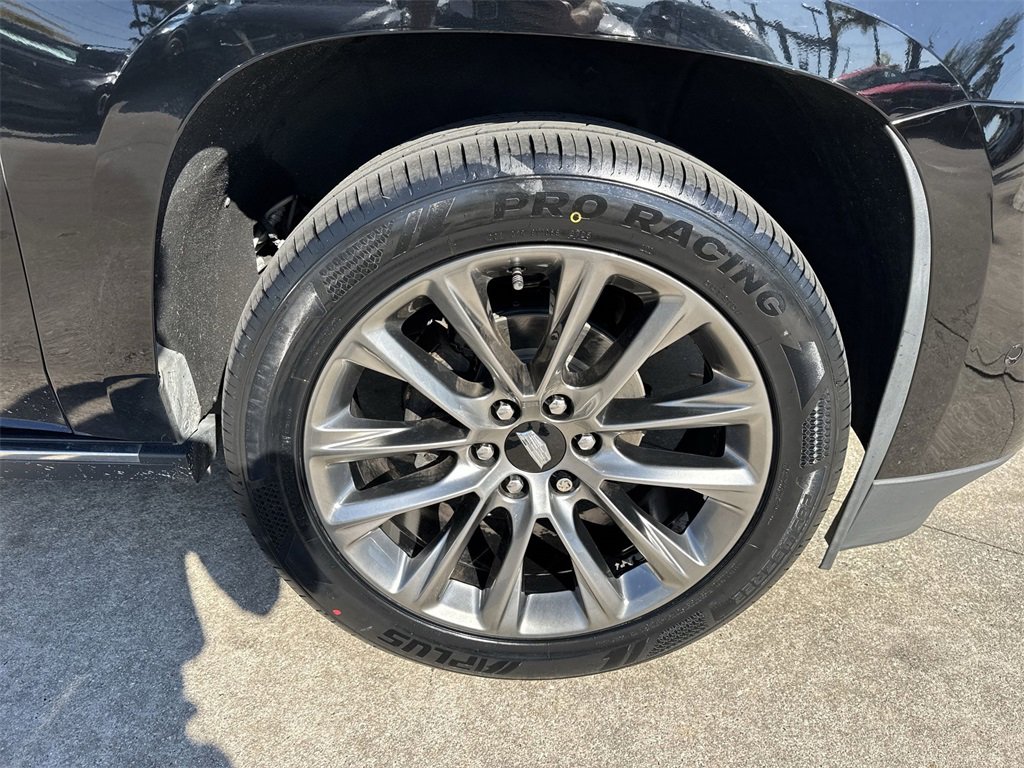 Used 2019 Cadillac Escalade Platinum w/ Escalade Sport Edition image 61