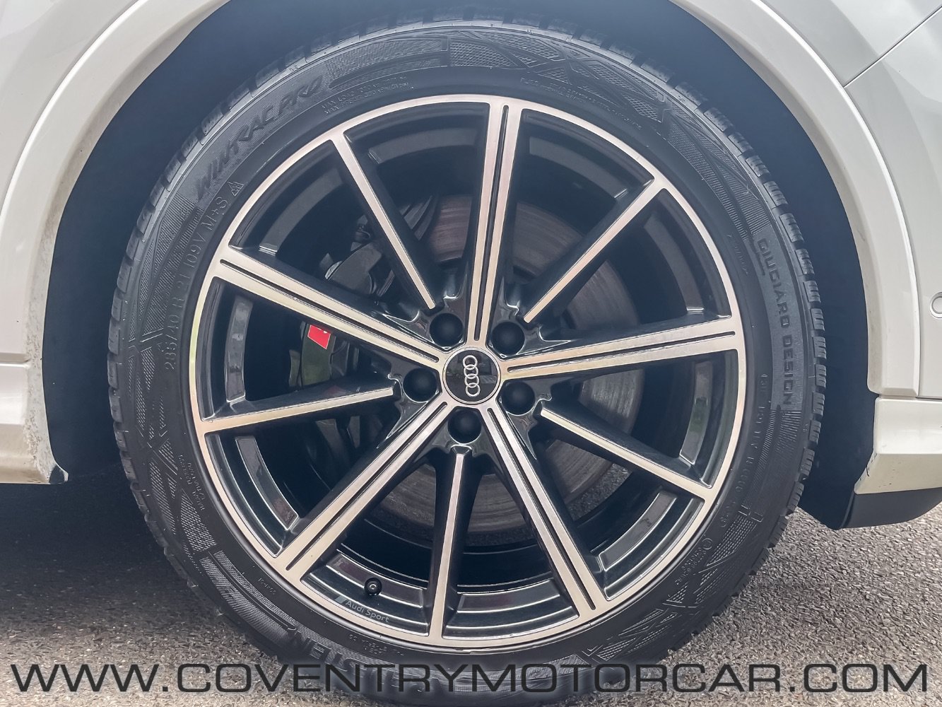 Used 2020 Audi SQ7 Prestige w/ Prestige Package AWD/4WD image 9