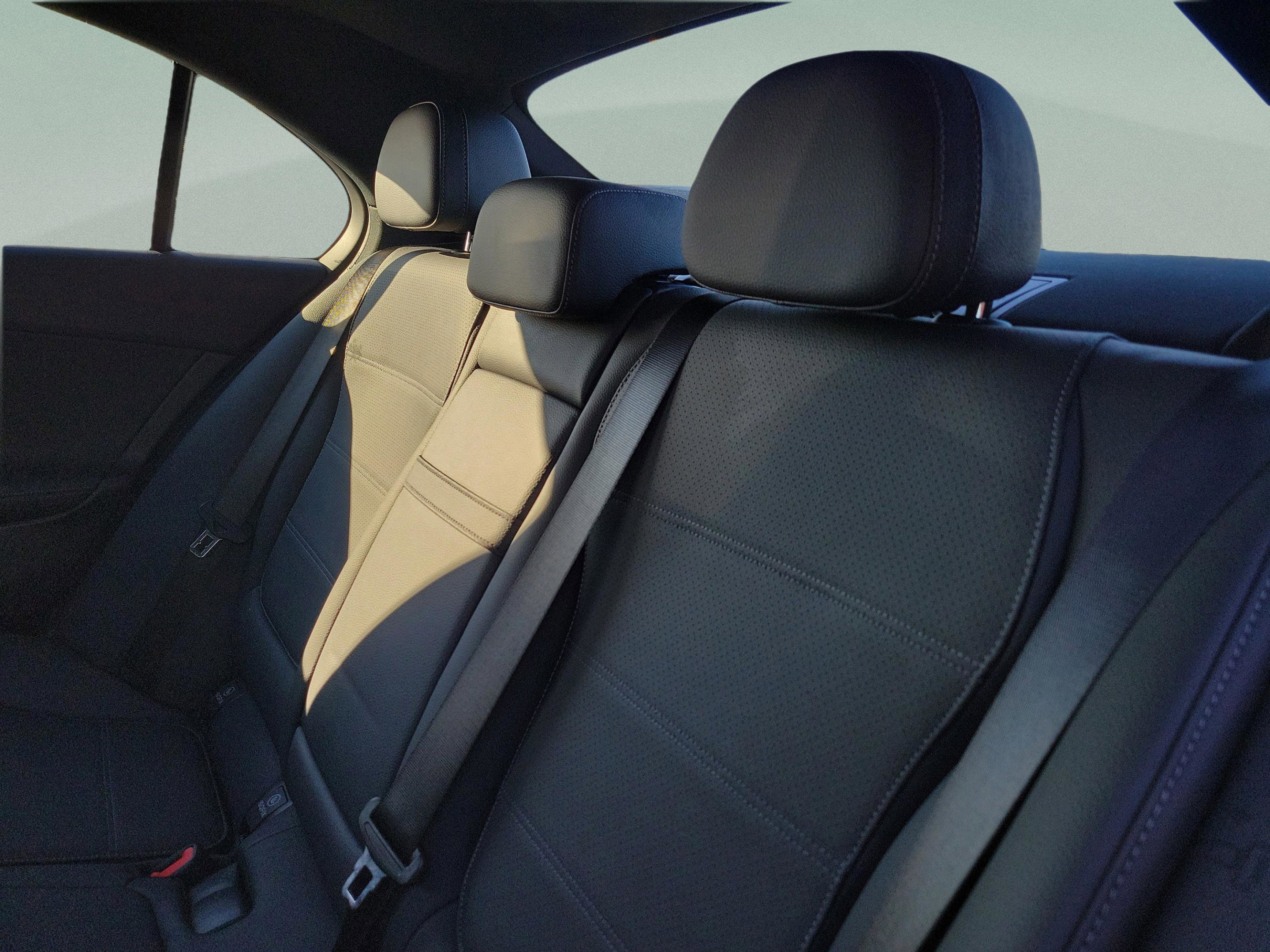 Certified 2025 Mercedes-Benz C 300 Sedan image 24