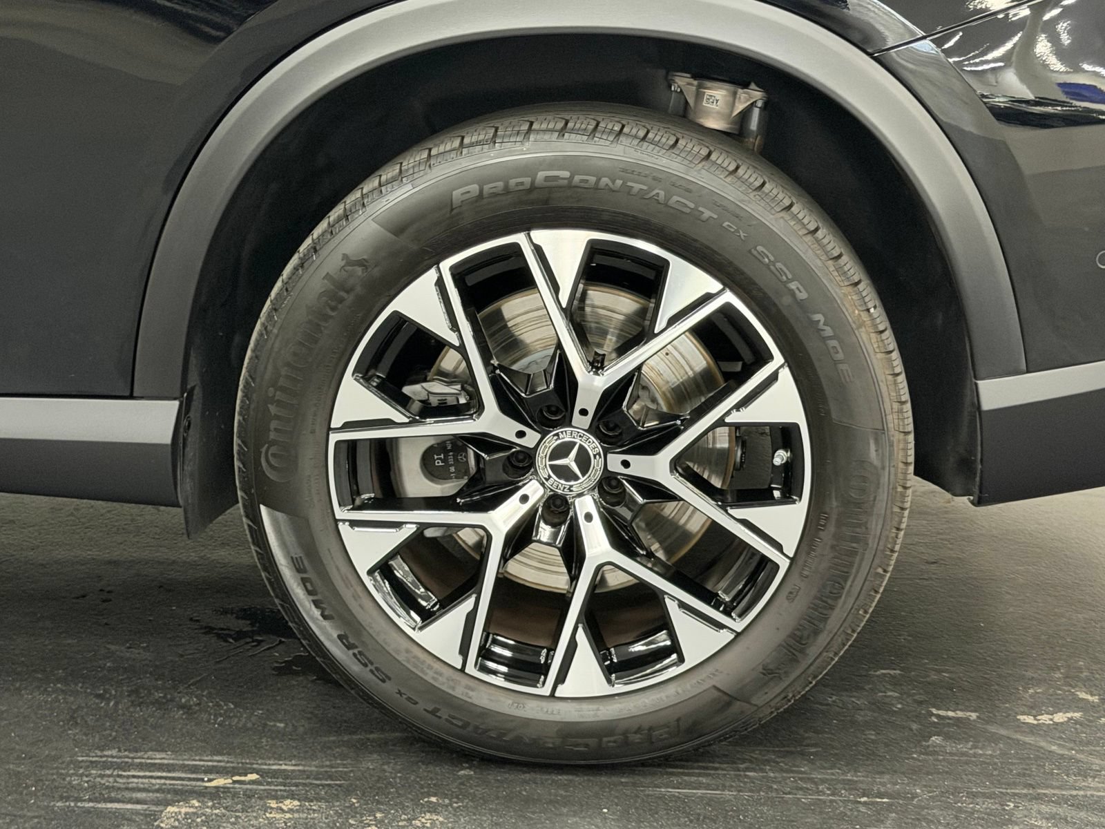 Used 2025 Mercedes-Benz GLC 350e 4MATIC image 18