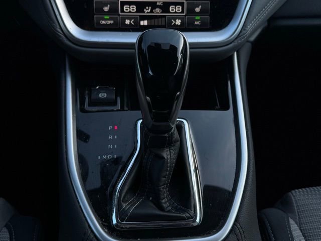 Used 2024 Subaru Outback Premium image 30