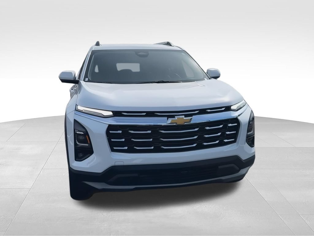 Used 2025 Chevrolet Equinox LT w/ Convenience Package II AWD/4WD image 3