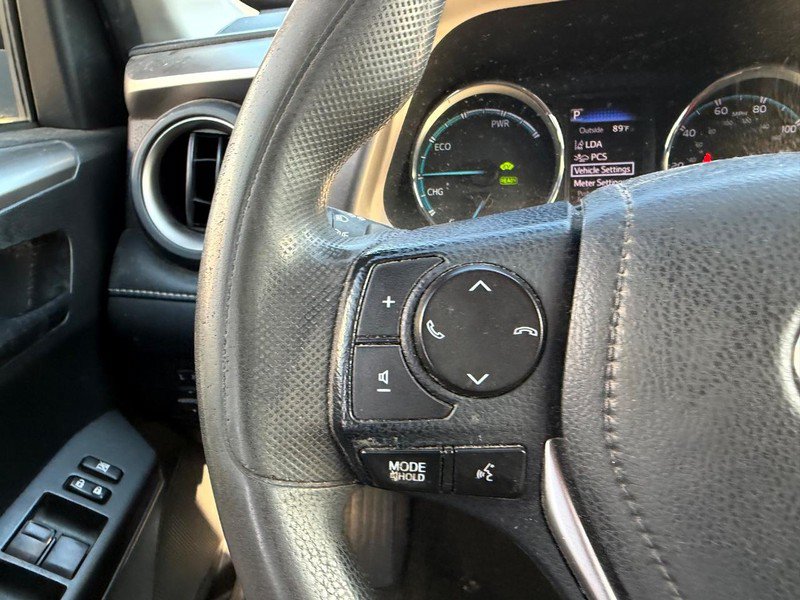 Used 2018 Toyota RAV4 LE AWD/4WD image 11