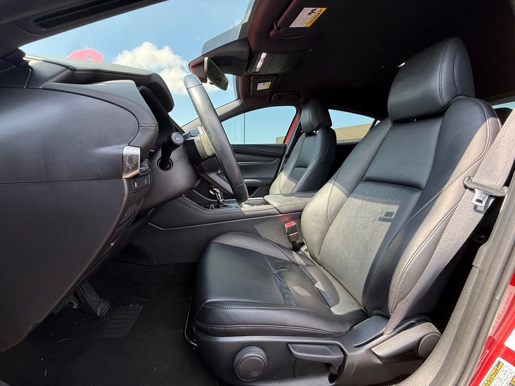 Used 2019 MAZDA MAZDA3 Hatchback FWD image 21