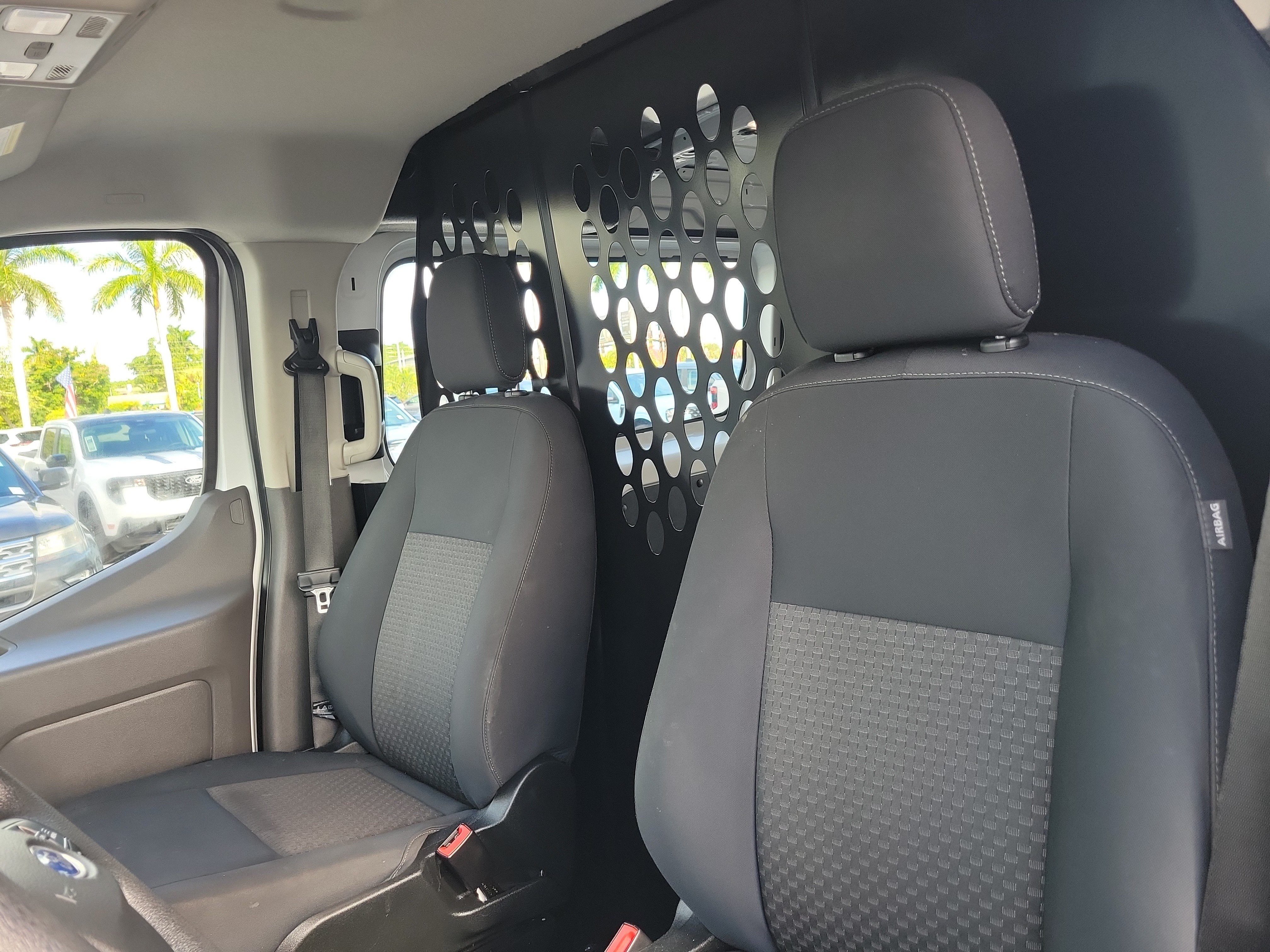 Used 2025 Ford Transit 250 Low Roof w/ Exterior Upgrade Package RWD image 12