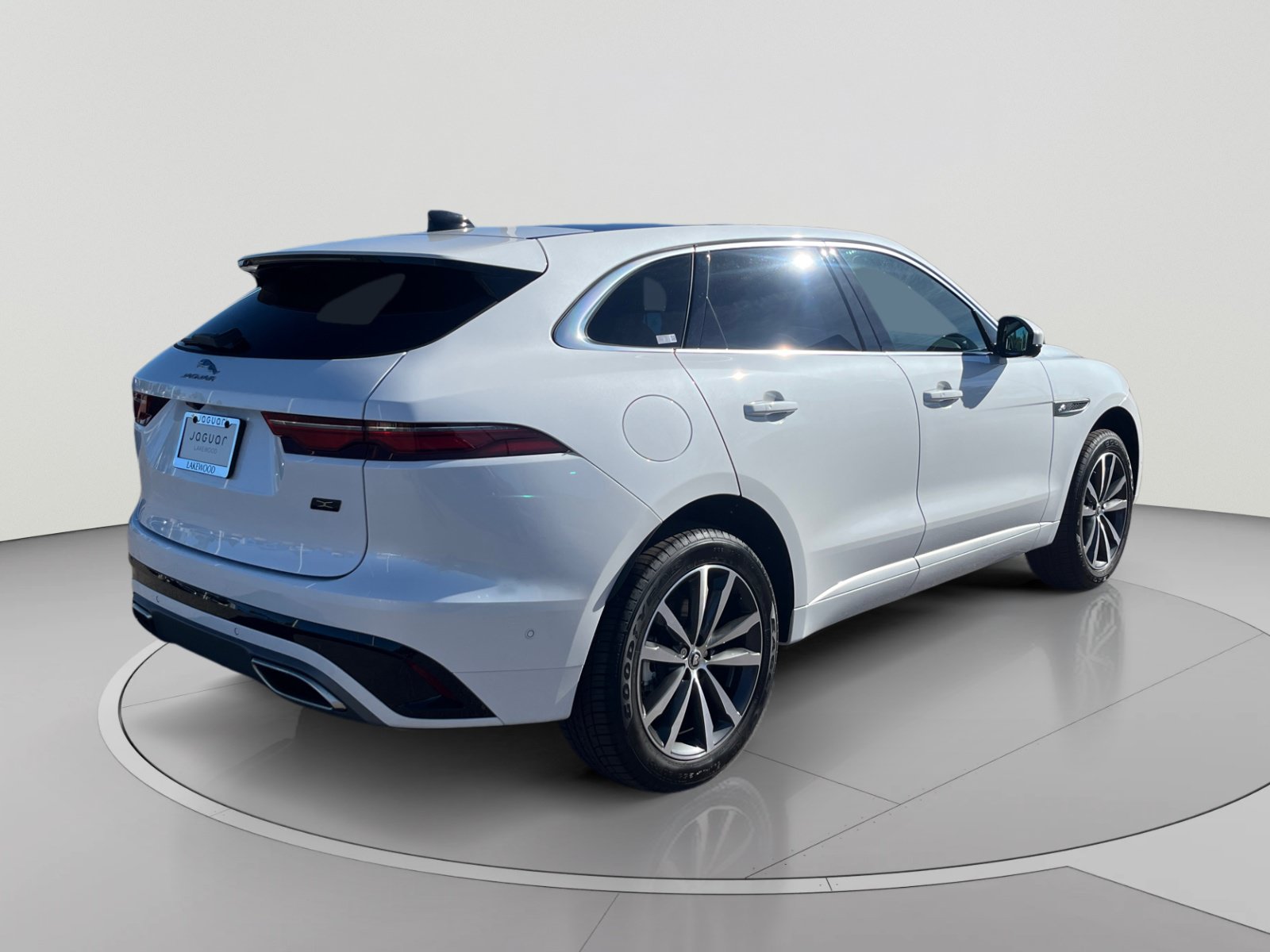 New 2026 Jaguar F-PACE R-Dynamic S AWD/4WD image 5