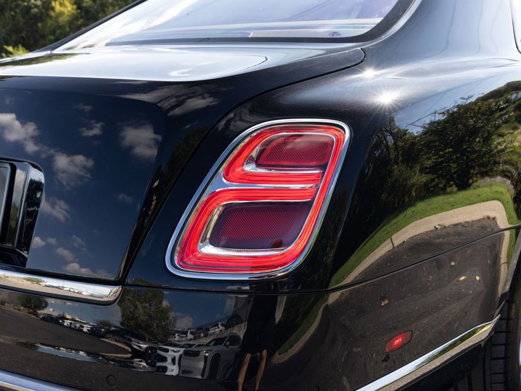 Used 2019 Bentley Mulsanne image 49