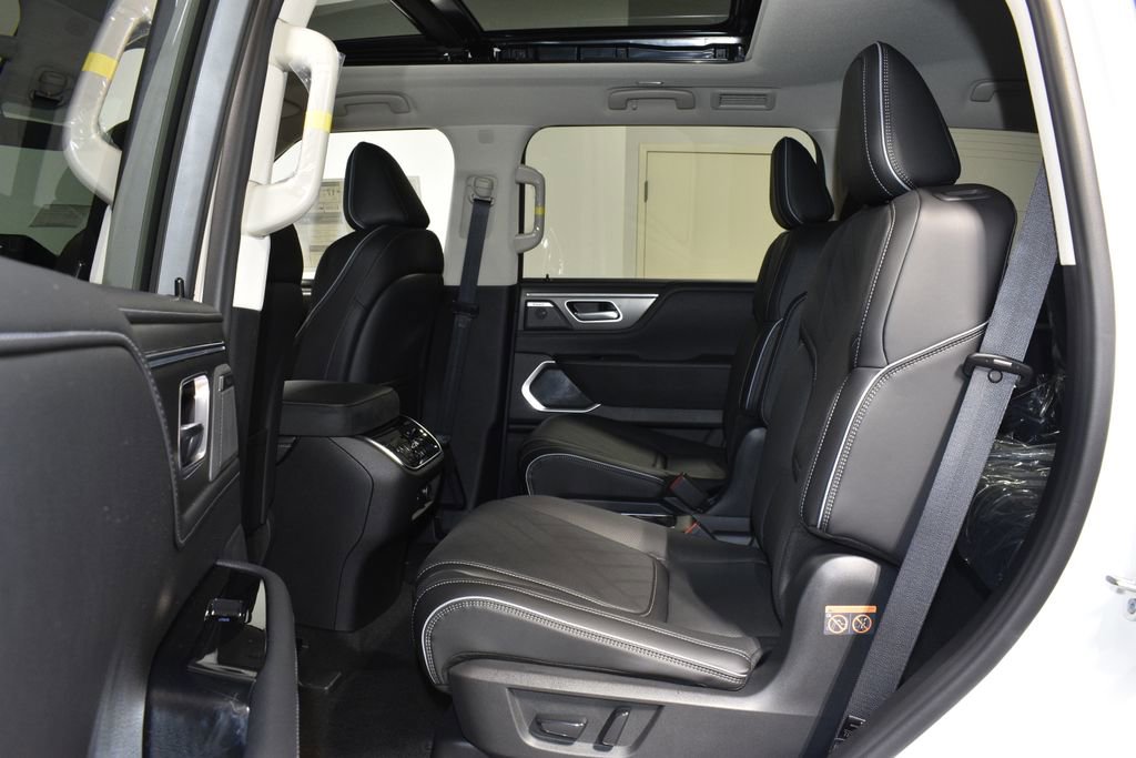 New 2026 INFINITI QX80 Luxe w/ Cargo Package AWD/4WD image 30